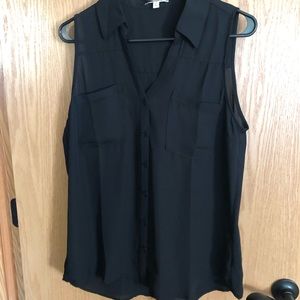 Express sleeveless button down blouse